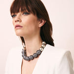 Laden Sie das Bild in den Galerie-Viewer, Necklace VANESSA BARONI Wrapped Beads Silber