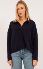 Laden Sie das Bild in den Galerie-Viewer, Pullover ANNA V BERG Stella Deep Blue
