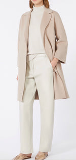 Laden Sie das Bild in den Galerie-Viewer, Mantel ´S MAX MARA Arona Beige Rosa
