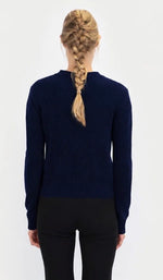 Laden Sie das Bild in den Galerie-Viewer, Pullover ANNA V BERG Tessa Deep Blue
