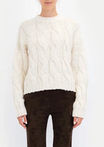 Laden Sie das Bild in den Galerie-Viewer, Pullover ANNA V BERG Daphne Sugar Glaze
