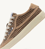 Laden Sie das Bild in den Galerie-Viewer, Sneaker AUTRY Windscape Hahnentritt Braun Beige
