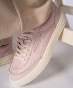 Laden Sie das Bild in den Galerie-Viewer, Sneaker GHOUD Pink
