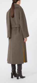 Laden Sie das Bild in den Galerie-Viewer, Mantel ´S MAX MARA Peonie
