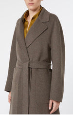 Laden Sie das Bild in den Galerie-Viewer, Mantel ´S MAX MARA Peonie

