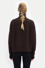 Laden Sie das Bild in den Galerie-Viewer, Pullover ANNA V BERG Emma Espresso
