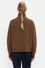Laden Sie das Bild in den Galerie-Viewer, Pullover ANNA V BERG Emma Mocca
