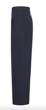 Laden Sie das Bild in den Galerie-Viewer, Hose ROSSI Noa Flanell Chalk Stripe
