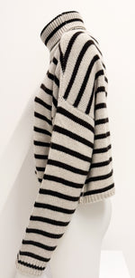 Laden Sie das Bild in den Galerie-Viewer, Pullover LISA YANG Zerlina Stripes
