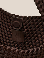 Laden Sie das Bild in den Galerie-Viewer, Tasche NAGHEDI Nomad Hobo Chocolate
