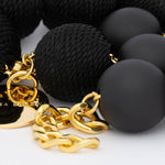 Laden Sie das Bild in den Galerie-Viewer, Necklace VANESSA BARONI Wrapped Beads Matt Black
