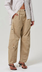 Laden Sie das Bild in den Galerie-Viewer, Hose CITIZENS OF HUMANITY Flight Pants Catalina

