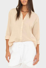 Laden Sie das Bild in den Galerie-Viewer, Bluse XIRENA Beau Parchment
