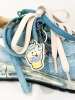 Laden Sie das Bild in den Galerie-Viewer, Sneaker AUTRY Reelwind Super Vintage White Space Blue
