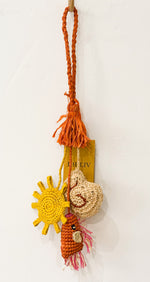 Laden Sie das Bild in den Galerie-Viewer, Taschenanhänger IBELIV Sun
