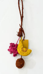 Laden Sie das Bild in den Galerie-Viewer, Taschenanhänger IBELIV Shell
