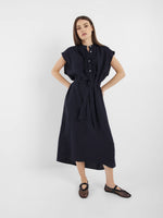 Laden Sie das Bild in den Galerie-Viewer, Kleid SOSUE Barcelona Navy
