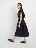 Laden Sie das Bild in den Galerie-Viewer, Kleid SOSUE Barcelona Navy
