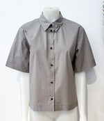 Laden Sie das Bild in den Galerie-Viewer, Bluse LIS LAREIDA Dani Stone Grey
