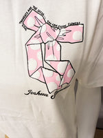 Laden Sie das Bild in den Galerie-Viewer, T-Shirt JOSHUA´S Bow Tee
